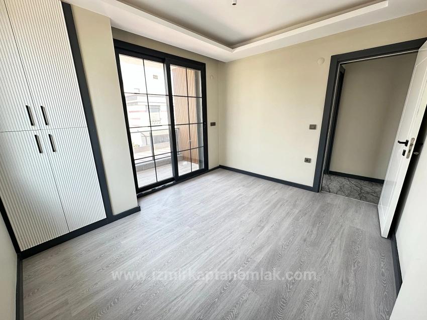 Große 3+1-Zimmer-Villa (300 M² Bruttofläche) Mit Separatem Pool In Doğanbey Zu Verkaufen