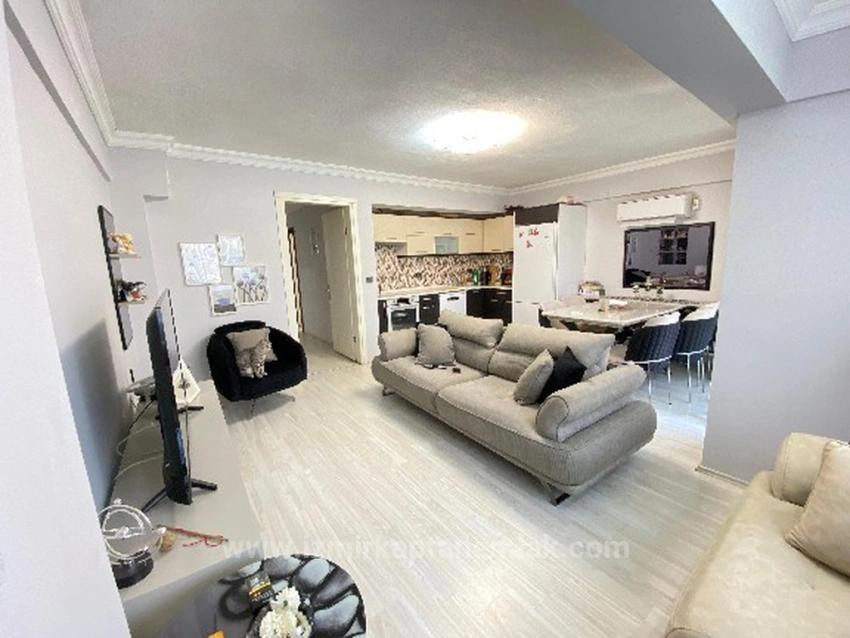 2+1 Wohnung Zum Verkauf In Seferihisar Ürkmez Bengiler, Praktische 2. Etage, Sauber