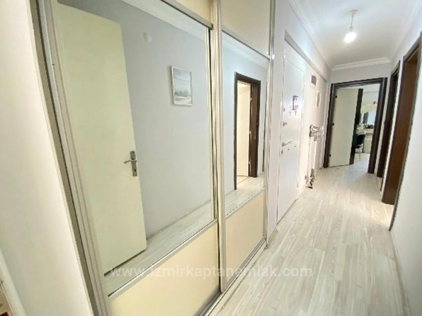 2+1 Wohnung Zum Verkauf In Seferihisar Ürkmez Bengiler, Praktische 2. Etage, Sauber