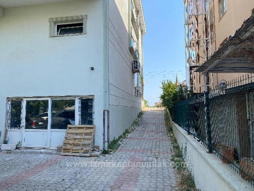 2+1 Wohnung Zum Verkauf In Seferihisar Ürkmez Bengiler, Praktische 2. Etage, Sauber