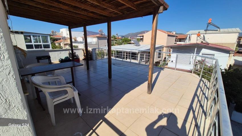 4+1 Villa Mit Garten Zu Vermieten Am Strand Von Havacılar In Doğanbey, Seferihisar