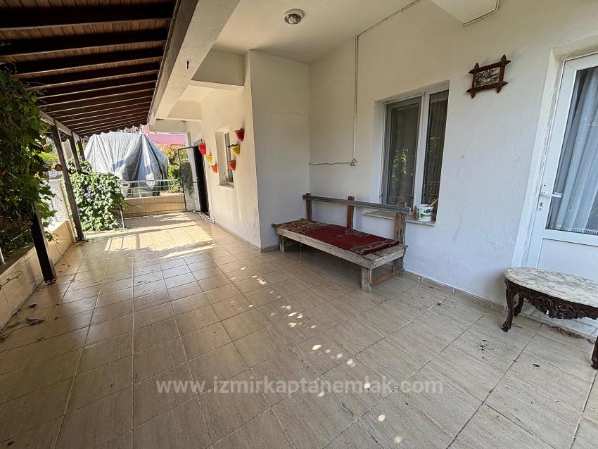 3+1-Zimmer-Villa Mit Garten Zu Vermieten, 50 Meter Vom Strand In Seferihisar Doğanbey