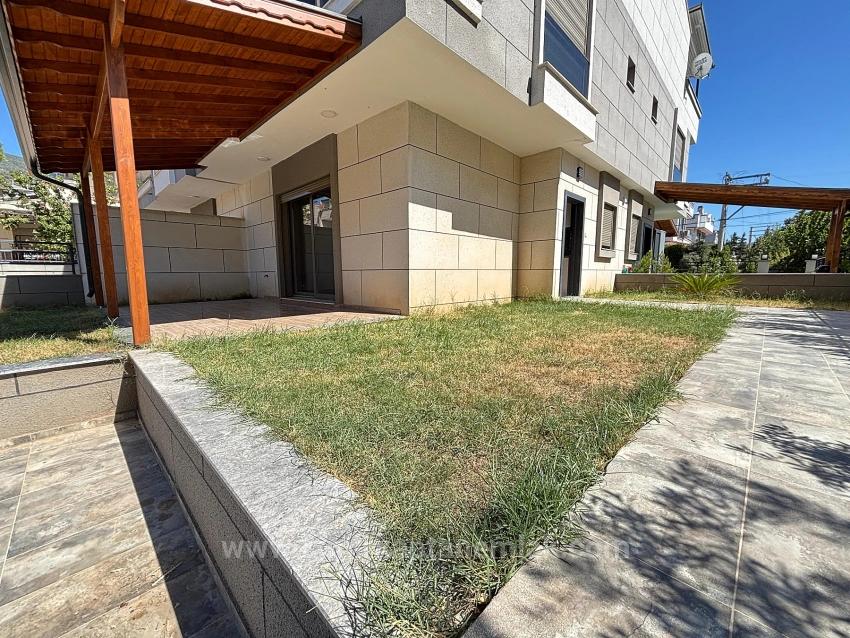 3+1 Villa Zum Verkauf In Menderes Özdere, 500 Meter Vom Strand Entfernt, Mit Parkplatz Und Großem Garten