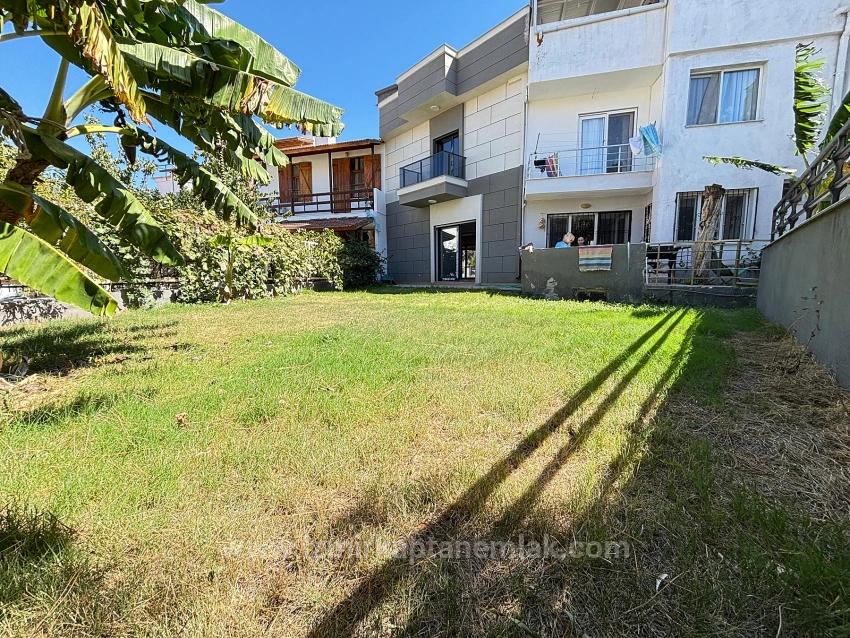 Brandneues 4+1-Zimmer-Triplexhaus In Menderes Özdere Zu Verkaufen, 50 M Vom Strand Entfernt, Mit Großem Garten