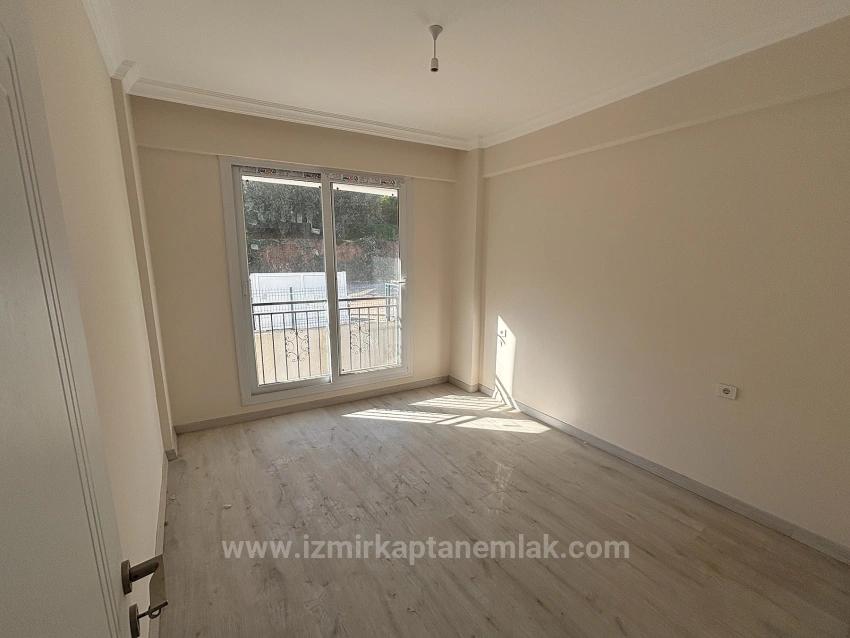 2+2 Maisonette-Wohnung Zum Verkauf In Menderes Gümüldür Fevzi Çakmak