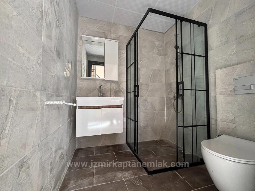 2+2 Maisonette-Wohnung Zum Verkauf In Menderes Gümüldür Fevzi Çakmak