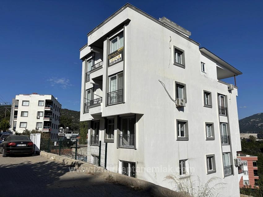 3+1 Apartment Mit Meerblick In Izmir Menderes Fevzi Çakmak