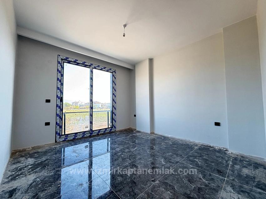 2+1 Triplex Sommervilla In İzmir Seferihisar Cumhuriyet