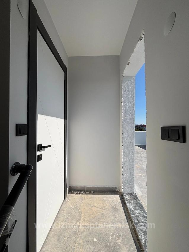 2+1 Triplex Sommervilla In İzmir Seferihisar Cumhuriyet