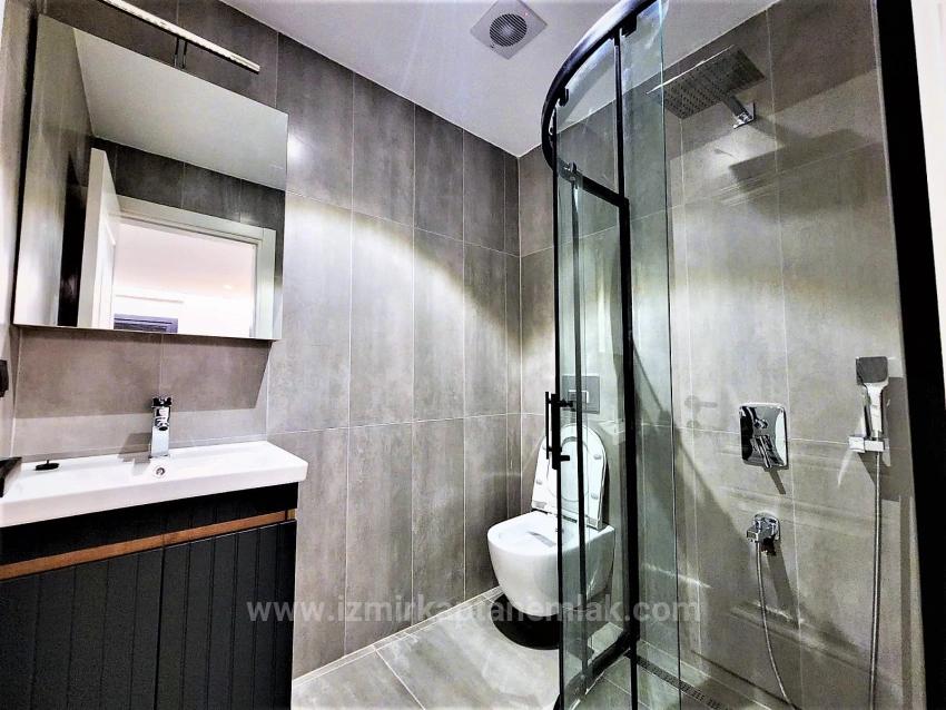 Ultraluxuriöse 3+1-Villa Mit Großem Garten Zum Verkauf In Izmir Seferihisar Camikebir