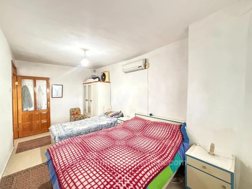 Freistehende Triplexvilla Mit 2+1 Bädern Und Meerblick Im Viertel Tepecik, Seferihisar, Izmir