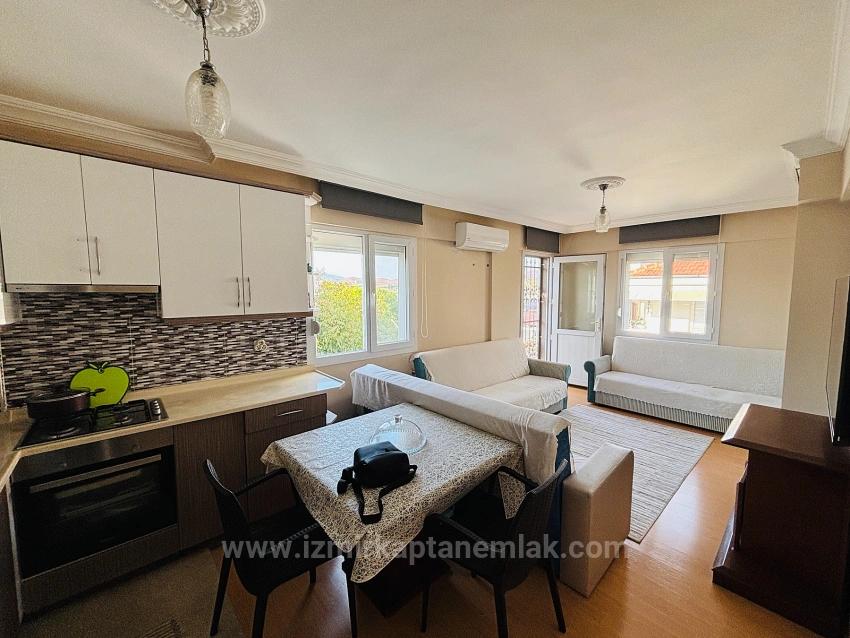 2+1 Wohnung Zum Verkauf Im Stadtteil Izmir Seferihisar Mersinalanı