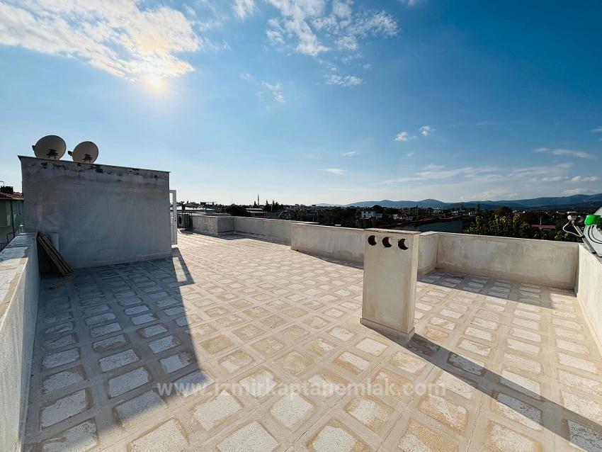 2+1 Wohnung Zum Verkauf Im Stadtteil Izmir Seferihisar Mersinalanı