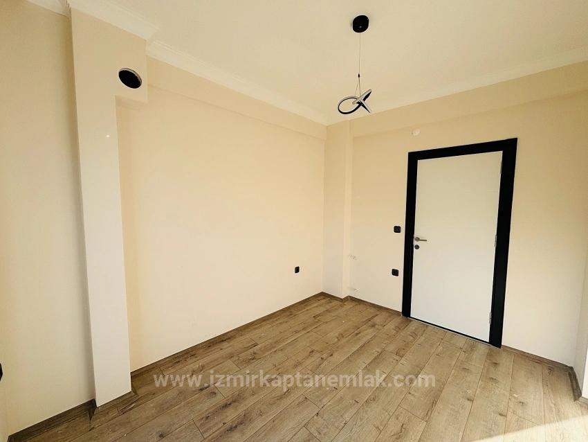 3+1-Maisonette-Villa In Einer Bewachten Wohnanlage Im Viertel Kavakdere, Seferihisar, Izmir