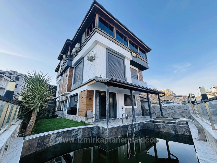 Gelegenheit! Möblierte 4+2-Zimmer-Villa Mit Meerblick Und Pool