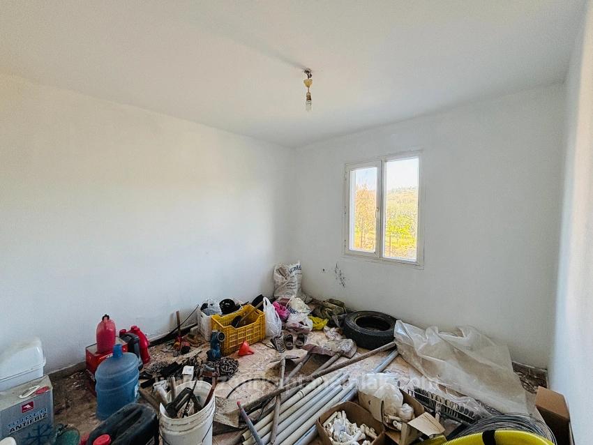 2+1-Zimmer Bauernhaus Zu verkaufen in Kavakdere Bz. Seferihisar - 826 m²