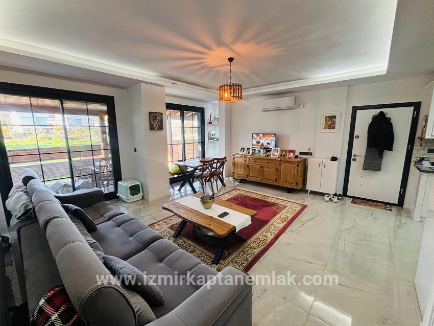 3+1-Zimmer Sommerhaus Zu verkaufen in Cumhuriyet Bz. Seferihisar Doğanbey - 165 m²