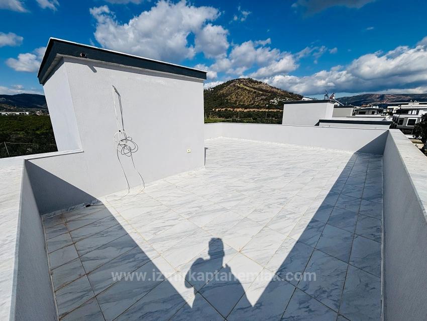  Freistehende 3+1 Villa Zum Verkauf In Seferihisar Cumhuriyet, Izmir