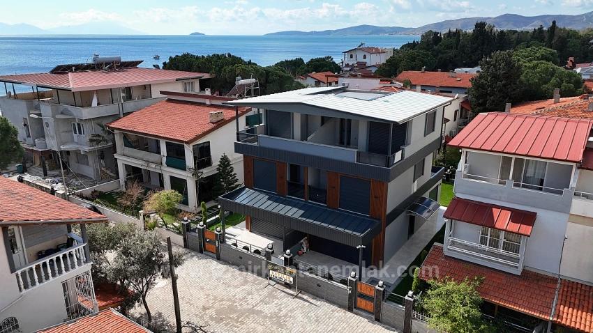 Ultra-Luxus-Sommerhaus Mit 3+1 Schlafzimmern Und Smart-Home-System, 50 M Vom Meer Entfernt In Ürkmez, Seferihisar, İzmir