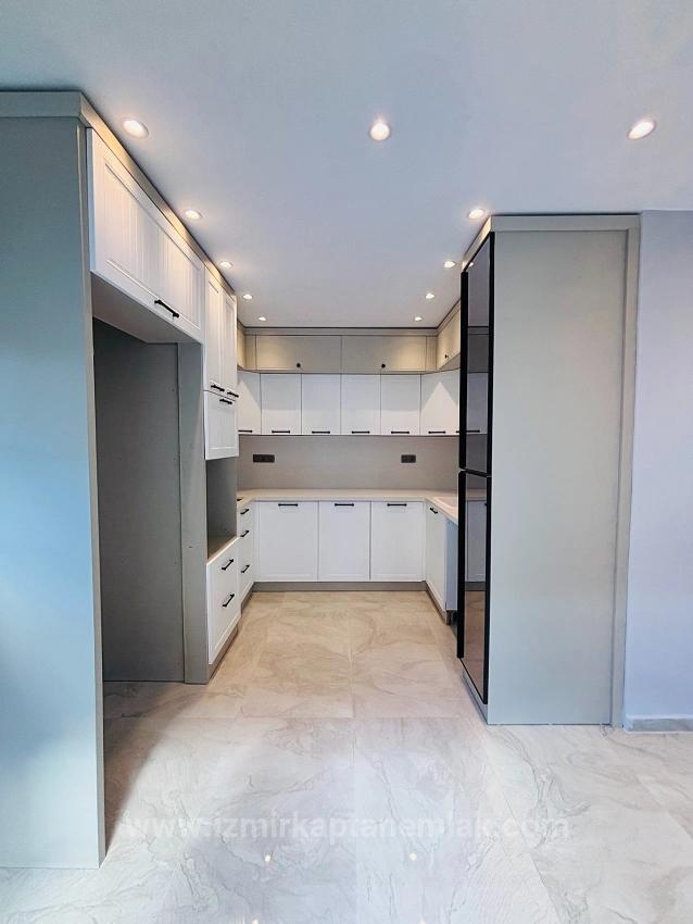 Ultra-Luxus-Sommerhaus Mit 3+1 Schlafzimmern Und Smart-Home-System, 50 M Vom Meer Entfernt In Ürkmez, Seferihisar, İzmir