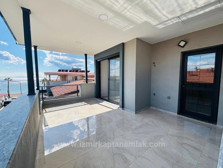 Ultra-Luxus-Sommerhaus Mit 3+1 Schlafzimmern Und Smart-Home-System, 50 M Vom Meer Entfernt In Ürkmez, Seferihisar, İzmir