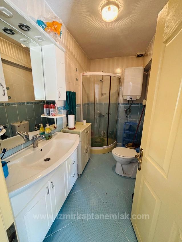 2+1 Freistehende Villa Auf Einem Grundstück In Izmir Seferihisar Cumhuriyet, 200 M Vom Meer Entfernt