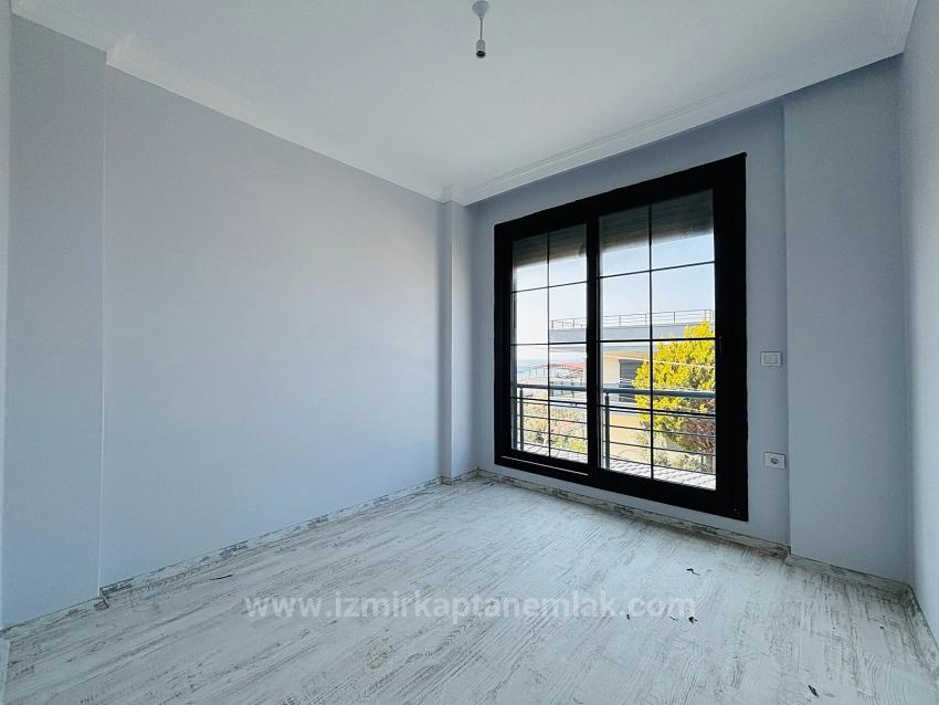 Meerblick, Erdgasbeheizt, 3+1 Doppelhaus-Sommervilla In Akarca, Seferihisar, Izmir