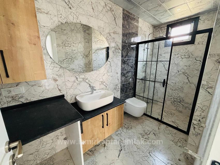 Meerblick, Erdgasbeheizt, 3+1 Doppelhaus-Sommervilla In Akarca, Seferihisar, Izmir