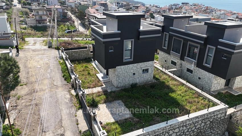Meerblick, Erdgasheizung, Freistehendes 3+1-Zimmer-Sommerhaus Im Viertel Akarca, Seferihisar, Izmir.
