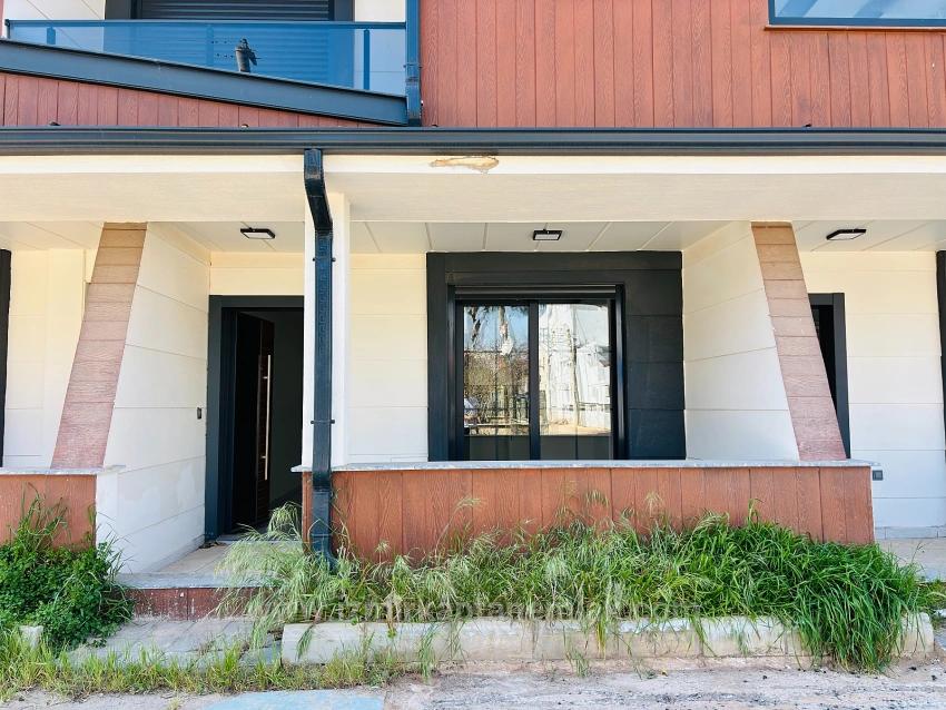 Renovierte 1+1-Wohnung Wohnung Zum Verkauf In Der Deniz-Straße Im Bezirk Seferihisar Payamlı In Izmir