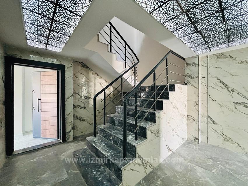1+1-Zimmer Appartement Zu verkaufen in Payamlı Bz. Seferihisar Doğanbey - 55 m²