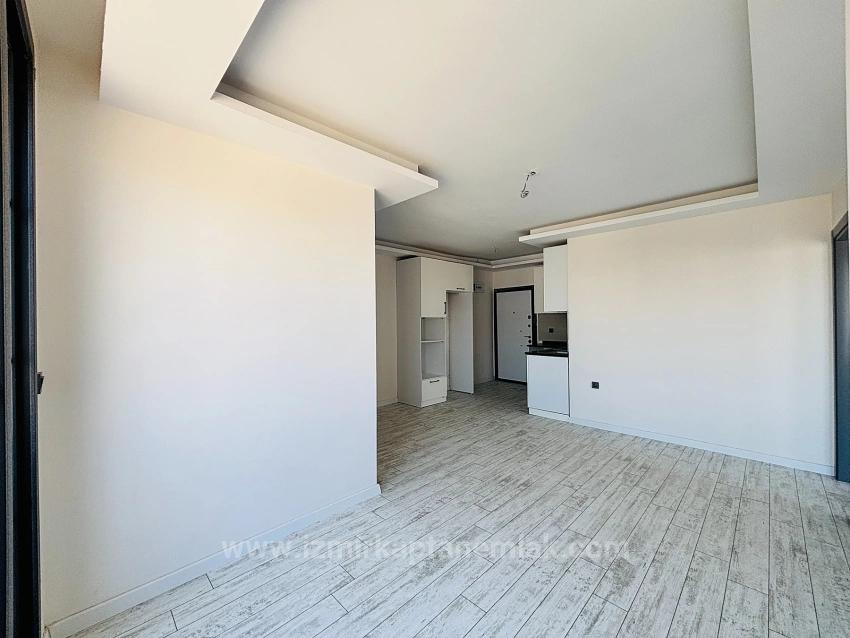 1+1-Zimmer Appartement Zu verkaufen in Payamlı Bz. Seferihisar Doğanbey - 55 m²