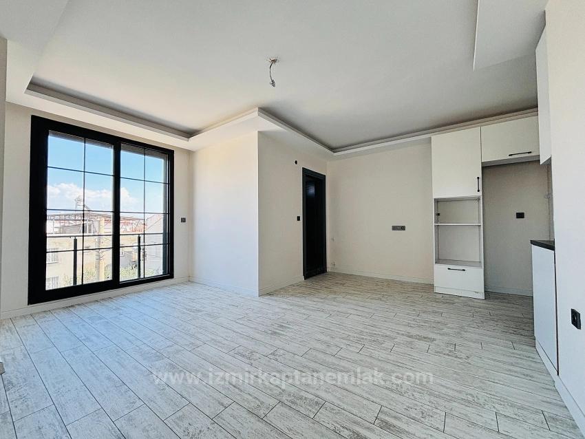 1+1-Zimmer Appartement Zu verkaufen in Payamlı Bz. Seferihisar Doğanbey - 55 m²