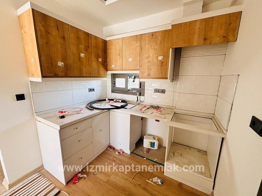 2+1-Zimmer Sommerhaus Zu verkaufen in Payamlı Bz. Seferihisar Doğanbey - 85 m²