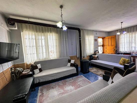 Zentral Gelegene 4+1-zimmer-villa Zum Verkauf Im Stadtteil Payamlı, Seferihisar, İzmir, Nur Wenige Gehminuten Vom Meer Entfernt.