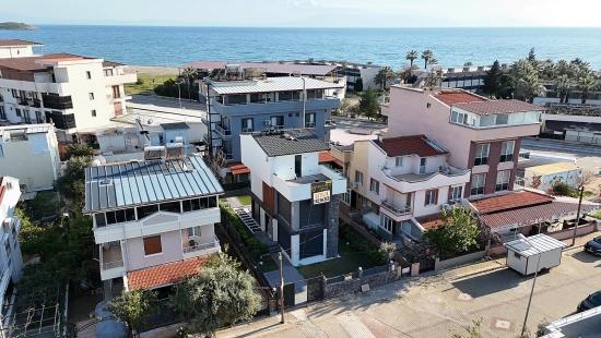Freistehendes Haus Mit 3+1 Schlafzimmern, Smart-Home-System Und Pool, 100 M Vom Meer Entfernt Im Stadtteil Gümüldür, Menderes, İzmir.