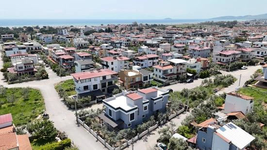 2+1 Maisonette-Villa Im Stadtteil Cumhuriyet, Seferihisar, Izmir