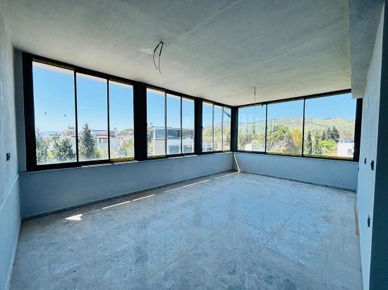 3+1 Freistehende Villa Mit Pool Zum Verkauf Im Stadtteil Cumhuriyet, Seferihisar, Izmir
