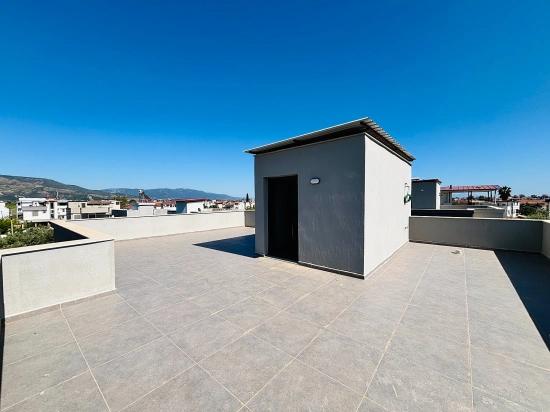 3+1 Freistehende Villa Mit Pool Zum Verkauf Im Stadtteil Cumhuriyet, Seferihisar, Izmir