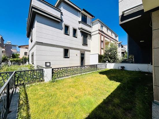 2+1 Doppelhaushälfte Zum Verkauf Im Stadtteil Payamlı, Seferihisar, İzmir