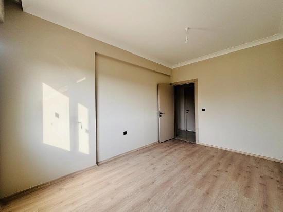 2+1 Mittelgeschosswohnung Zur Miete Im Viertel Çolak İbrahim Bey, Seferihisar, İzmir