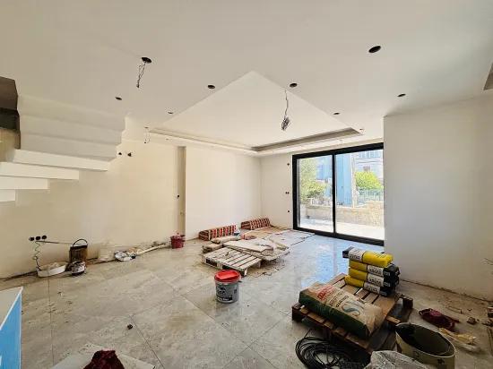 In İzmir Seferihisar Cumhuriyet Mahallesi Gibt Es Eine 5+1 Satılık Müstakil Villa Zu Kaufen. Übersetzung: In Izmir Seferihisar Cumhuriyet Viertel Gibt Es Eine 5+1 Zu Verkaufende Separate Villa. Korrektur: In Izmir Seferihisar Cumhuriyet Stadtteil Gibt Es Eine 5+1 Zu Verkaufende Separate Villa. Letzte Korrektur: In Izmir Seferihisar Cumhuriyet Stadtteil Befindet Sich Eine 5+1 Satılık Müstakil Villa Zum Verkauf, Dies Wird Zu: In Izmir Seferihisar Cumhuriyet Stadtteil Befindet Sich Eine 5+1 Separate Villa Zum Verkauf. Die Endgültige Antwort Lautet: In Izmir Seferihisar Cumhuriyet Stadtteil Befindet Sich Eine 5+1 Separate Villa Zum Verkauf.
