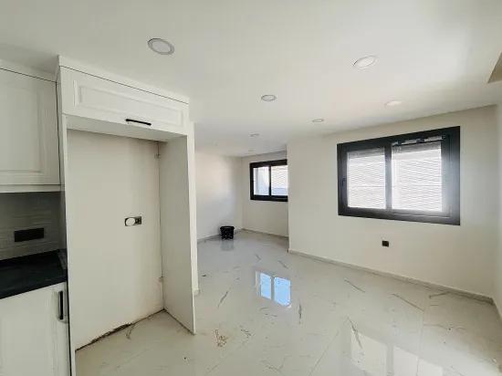İzmir Seferihisar Tepecik Stadtviertel In der Nähe des Meeres mit Meerblick 3+1 zu verkaufende Doppelvilla