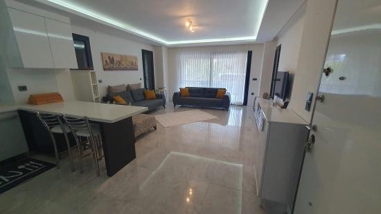 3+1 Villa Mit Pool Und Garten Am Meer In Seferihisar Payamlı Zu Verkaufen