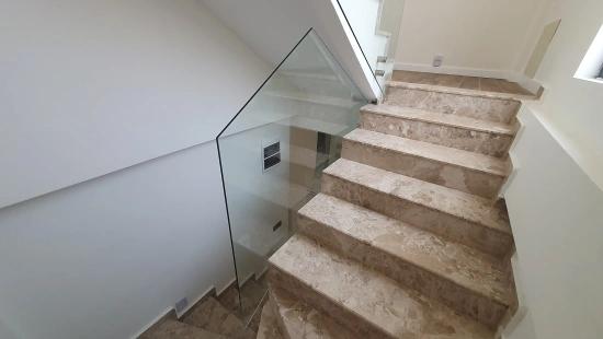 3+1 Villa Mit Pool Und Garten Am Meer In Seferihisar Payamlı Zu Verkaufen