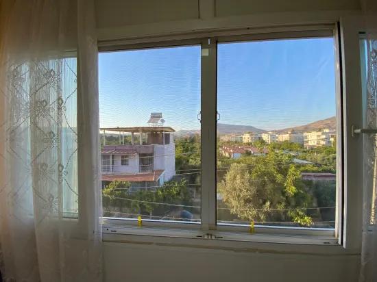İzmir Seferihisar Im Bengiler Viertel In Ecklage 2+1 Wohnung zu verkaufen