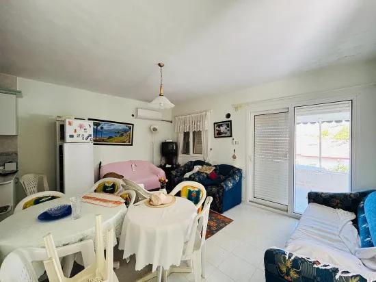 İzmir Seferihisar Im Viertel Atatürk mit Meerblick 2+1 Villa zu verkaufen
