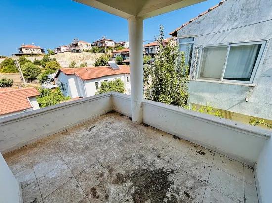 İzmir Seferihisar Im Viertel Atatürk mit Meerblick 2+1 Villa zu verkaufen