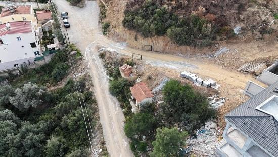 300 M2 Großes Grundstück Mit Meerblick Im Viertel İzmir Seferihisar Atatürk