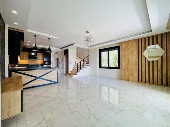 In der Payamlı Nachbarschaft, Seferihisar, İzmir Direkt am Meer 4+1 Freistehende Villa